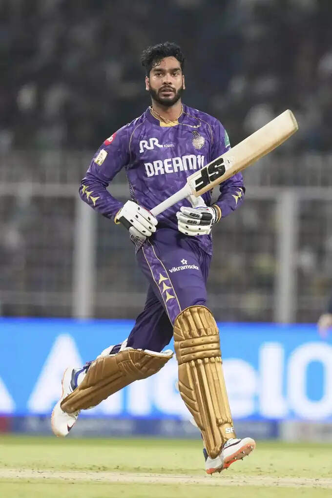 KKR को तगडा चूना लगा रहे हैं ये 5 धुरंधर, गुजरात के खिलाफ घर में नाक कटा कर भी आई शर्म