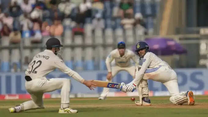 रोहित के बाद कोहली ने भी टेस्ट को कहा अलविदा, युवा पीढ़ी के ये स्टार तोड सकते है उनके ये बडे रिकार्ड?