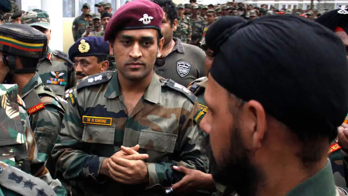 पाकिस्तान से अब आमने सामने मोर्चा ले रही टेरिटोरियल आर्मी, एमएस धोनी को भी तैयार रहने के मिले आर्डर