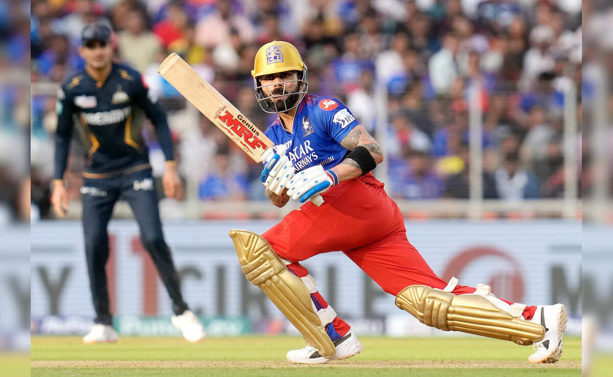 RCB vs SRH: विराट कोहली 67 रन बनाते ही टी20 क्रिकेट में रच देंगे इतिहास, अब तक कोई खिलाड़ी नहीं कर पाया ये काम
