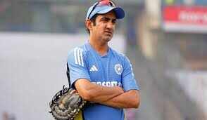 Gautam Gambhir: अचानक इंग्लैंड सीरीज छोड़कर वापस भारत लौटे गौतम गंभीर, सामने आई ये बड़ी वजह