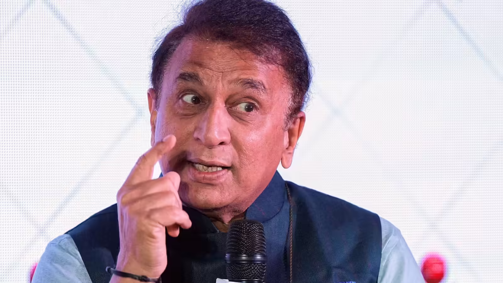 IPL में करोड़ों कमाते है फिर टीम इंडिया के लिए क्यों नहीं चल पाते... बातों ही बातों में सुनील गावस्कर ने किसे किया टारगेट