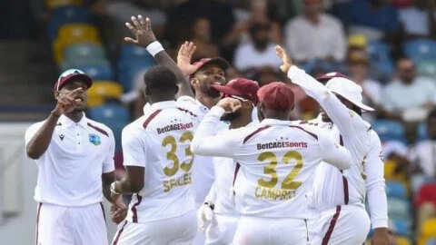 WI vs AUS 1st Test: पहले दिन गिरे 14 विकेट, ऑस्ट्रेलिया को 180 रन पर ढेर करने के बाद वेस्टइंडीज की खराब शुरूआत