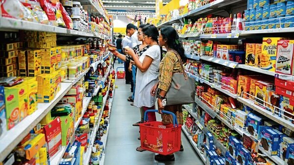 जीएसटी सुधार: मक्खन, नमकीन, टूथपेस्ट से लेकर सीमेंट, लग्जरी कारें, एसी तक -  जानिए क्या हुआ सस्ता और क्या हुआ महंगा | मिंट