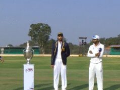 रणजी ट्रॉफी एलीट 2025-26: कर्नाटक के खिलाफ जम्मू-कश्मीर ने जीता टॉस, बल्लेबाजी का फैसला किया
