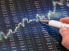 मार्केट में दबाव के बावजूद मुनाफे का मौका, जानें आज किन 20 शेयरों में होगी पैसों की बारिश