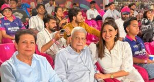 अहाना कुमरा ने माता-पिता के दिन को बनाया खास, स्टेडियम में लाइव मैच दिखाकर दिया अनोखा तोहफा